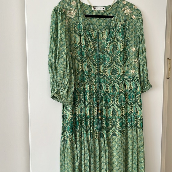 Zara long green printed dress - Picture 2 of 8